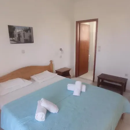 Hotel Debby Studio And In Ialyssos 2*